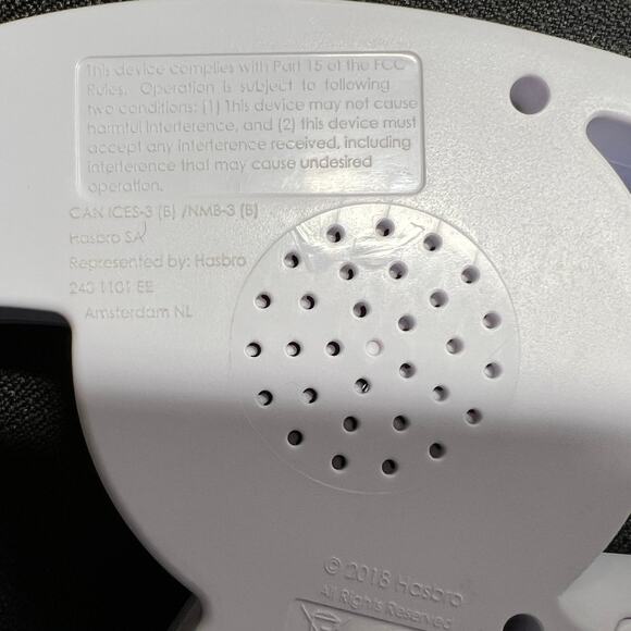 Hasbro BOP IT Game Toy Electronic Handheld PARTY E6393 BopIt 2018 - Picture 5 of 6